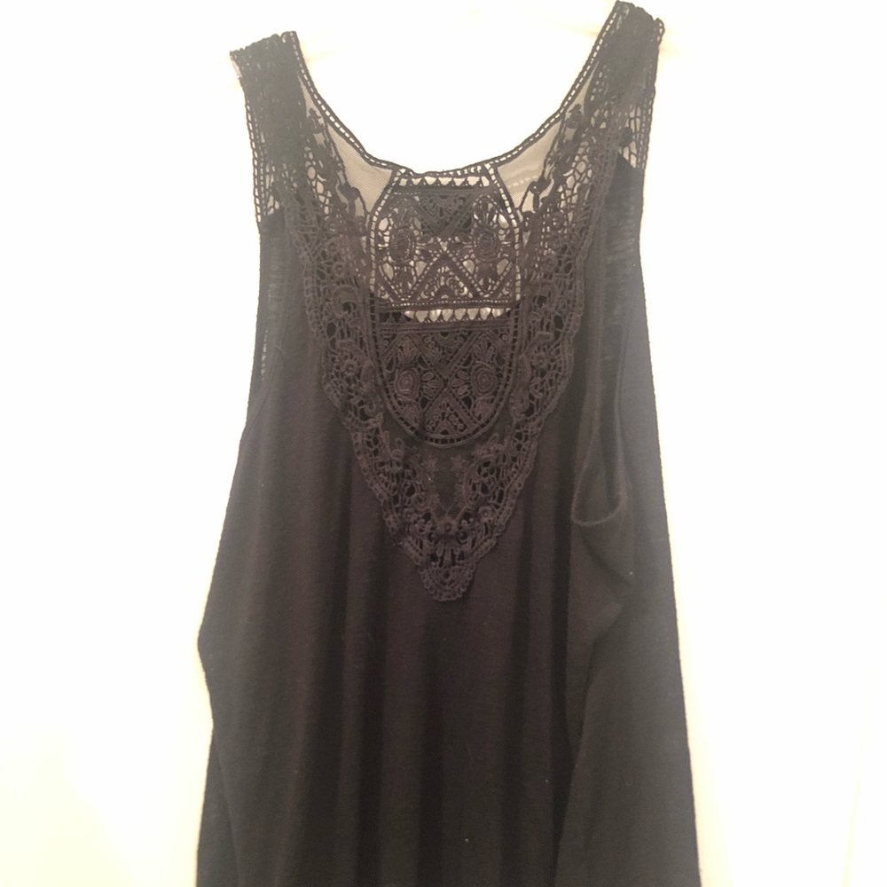 Boutique  2X black tank with crochet straps